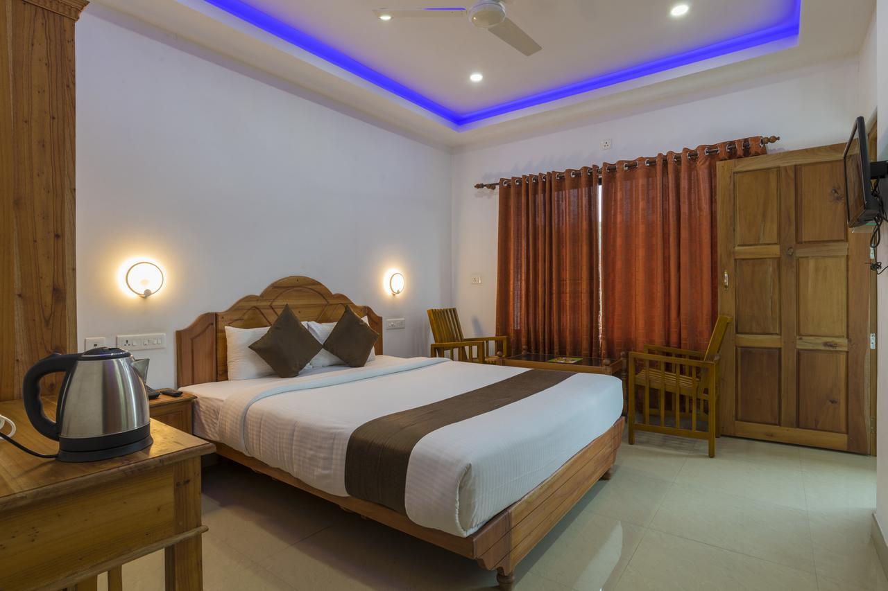 Spice Inn Kumily Екстериор снимка