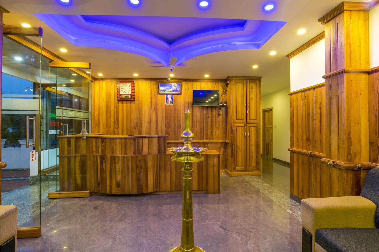 Spice Inn Kumily Екстериор снимка