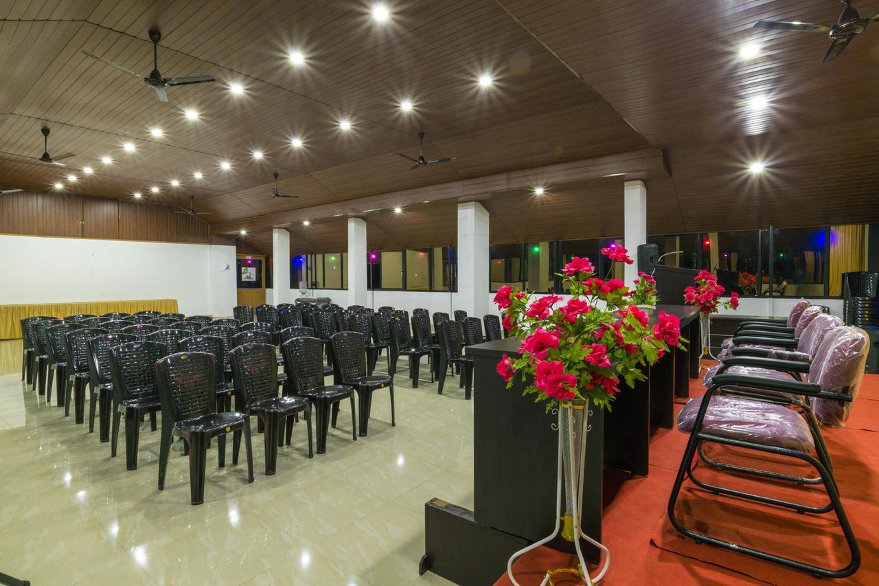 Spice Inn Kumily Екстериор снимка