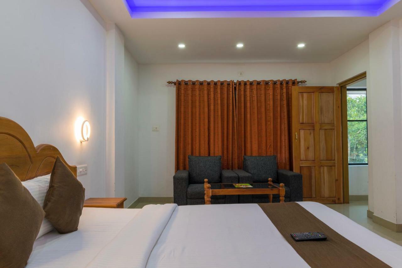 Spice Inn Kumily Екстериор снимка