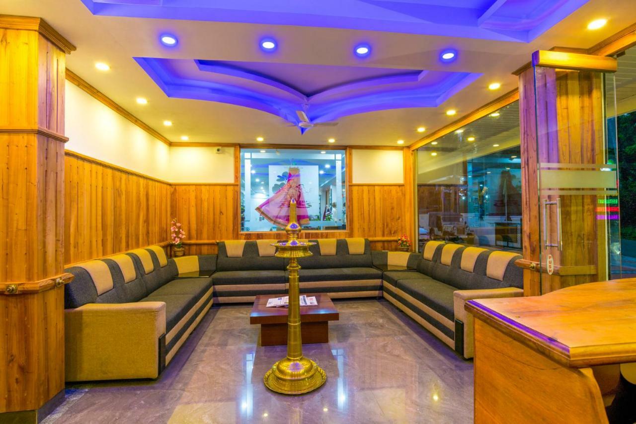 Spice Inn Kumily Екстериор снимка