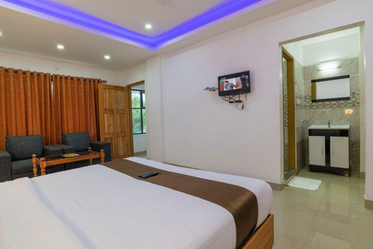 Spice Inn Kumily Екстериор снимка